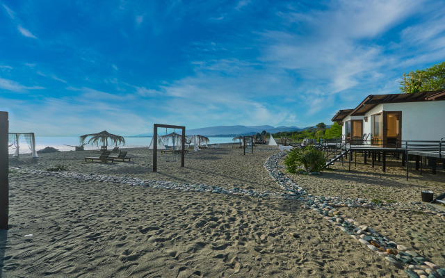 Aqua Resort Hotel