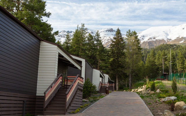 Mairi Park Hotel