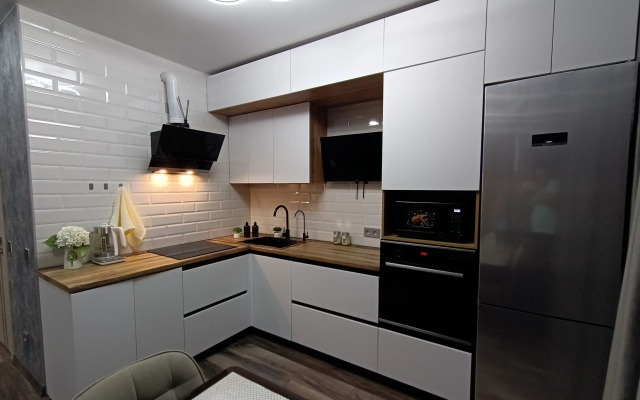 Na Ulitse Vzlyotnaya 11/1 Flat