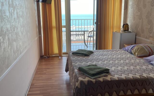 Briz Hotel