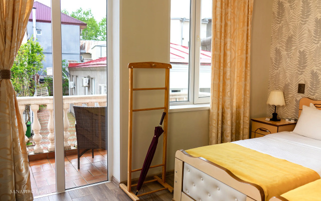 Sanapiro Hotel