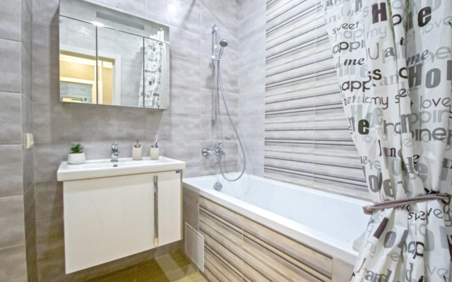 V ZHK Familiya Kravc Group Flat
