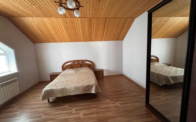 Частный дом Дом на берегу моря