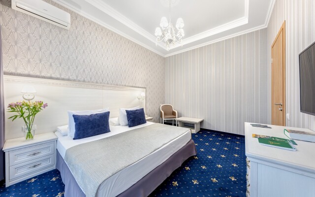 Отель Лермонт