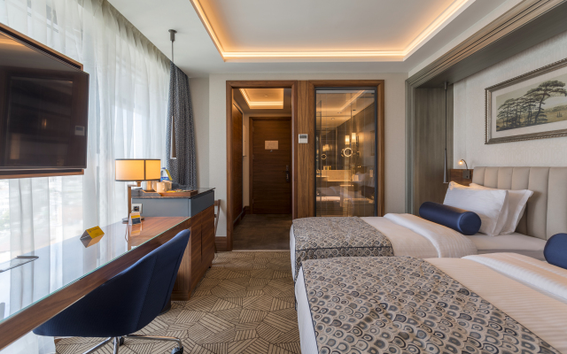 Мини-Отель Golden Tulip Istanbul Bayrampasa