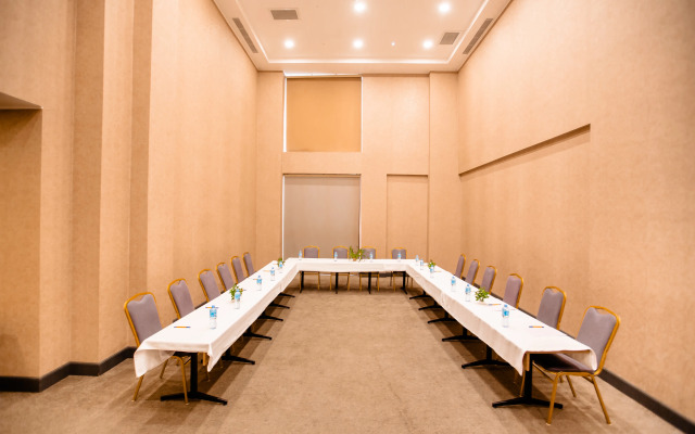 Premium Park Hotel