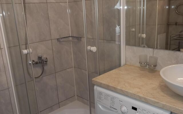 Uyutnaya Studiya S Vidom Na Sankt Peterburg Flat