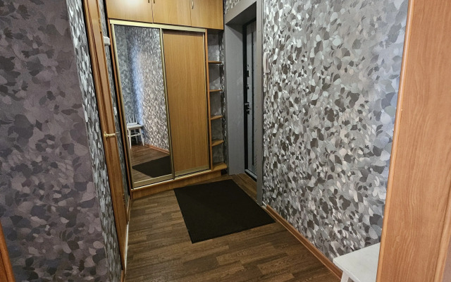 Квартира На 40 лет Октября 12