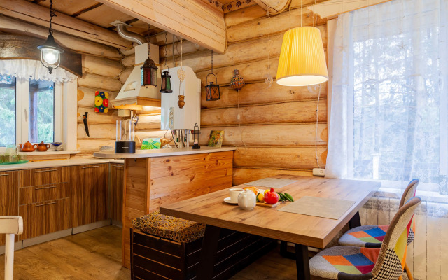U Raify Guest House