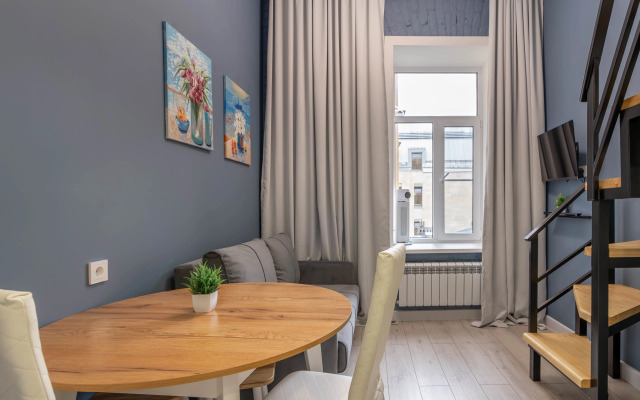 Sovremennaya Studiya Nedaleko Ot Nevskogo Prospekta Flat