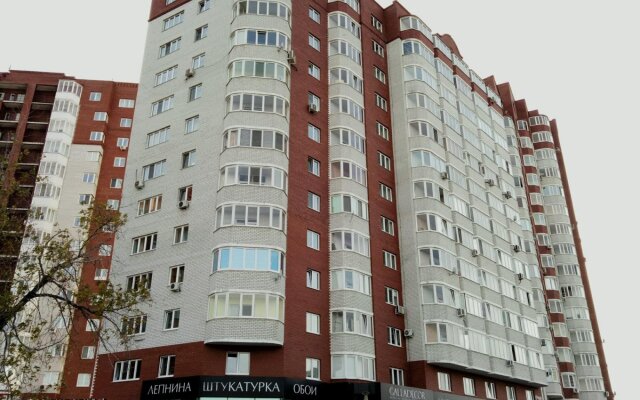 Apartment in the center near the Voyage shopping center