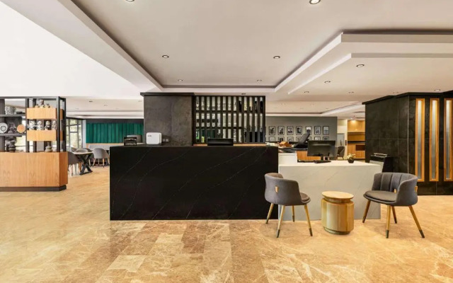 Days Inn By Wyndham Istanbul Arnavutköy