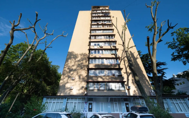 Uyutnaya Kvartira Ryadom S Parkom Riv'era V Sochi Apartments