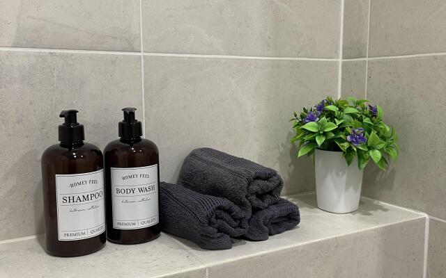 Квартира Огромная трехкомнатная квартира напротив подъемника