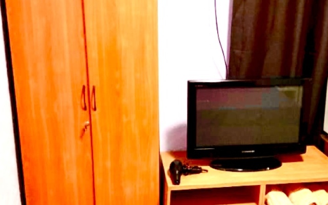 Yuzhny M Guest House