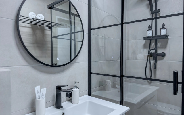 Studiya Green Fox na Bekhtereva 2B Flat