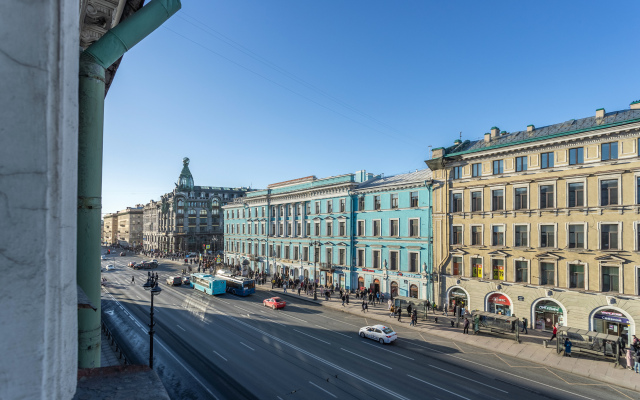 Квартира видовая в Золотом треугольнике Петербурга
