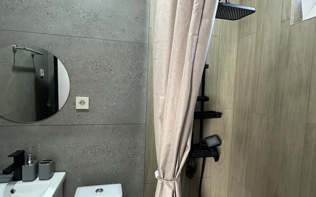 Uyutnaya Studiya na Poberezhye Alakhadzy Flat