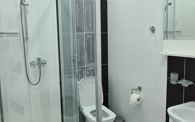 Studiya S Balkonchikom V Kurortnom Gorodke Flat