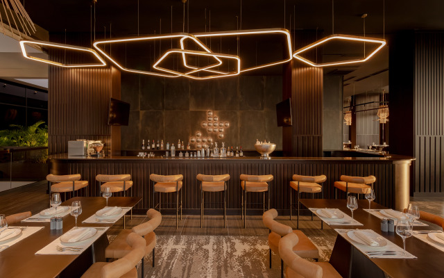 Отель Millennium Panorama