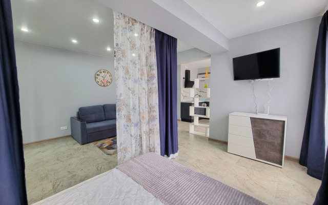 Na Ul Staroshosseynaya 5k3 Apartments