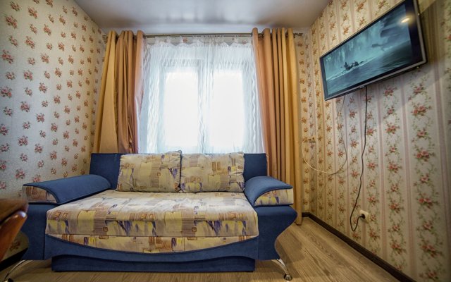 Matrosova 16 Apartment