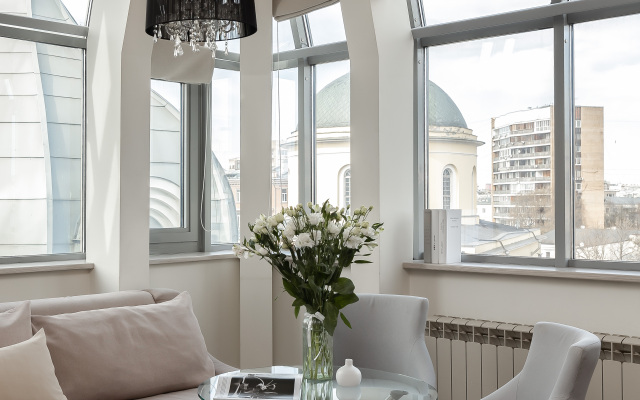 Apartment on Bolshaya Nikitskaya 31