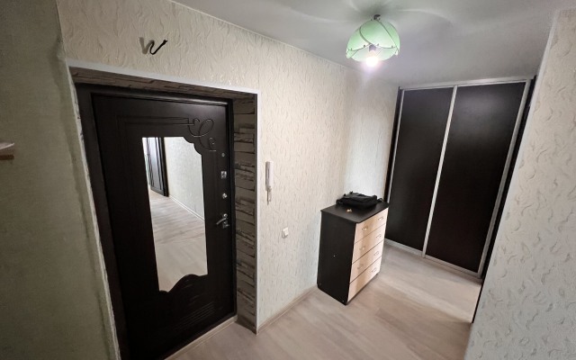 1kv South Port Shopping center Favorite of Demyan Bedny 92 Apartments