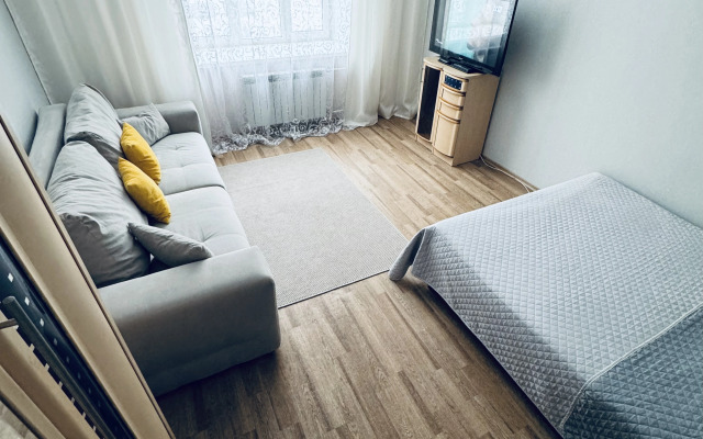 U Rivyery Chistopolskaya 72 Flat