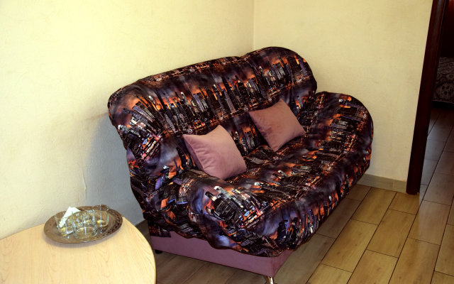 Мини-отель Золотое крыло Ленина 51