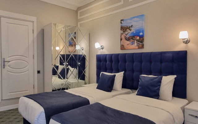 Retro Art Boutique Hotel