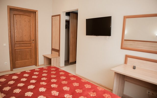 Vip Khaus Hotel