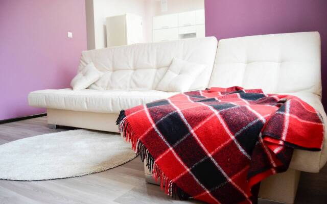 Uyutnaya kvartira na beregu zaliva Flat