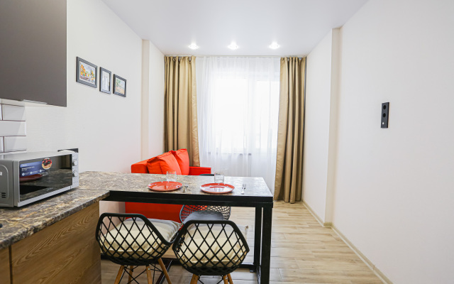 Апартаменты SunSet 2-Оранжерейная 2к1 кв 223