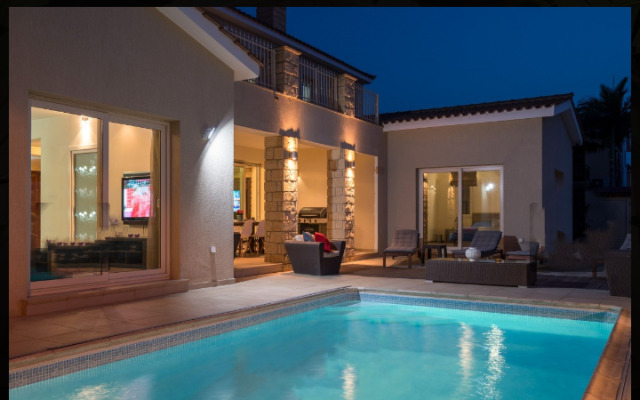 Luxury Villa Kristia
