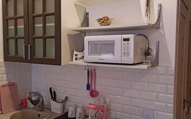 Rozovaya Na Solnechnoy Ulitse 17 Apartments