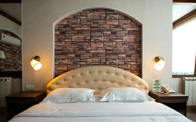 Zolotoj Drakon Hotel