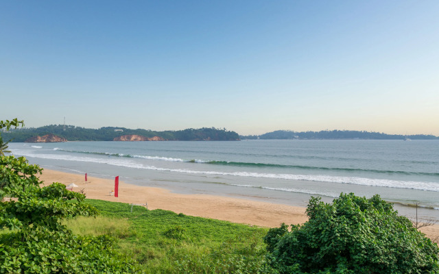 Outpost Weligama Beachfront Hotel