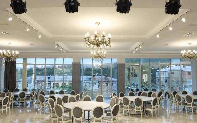 Grand Hotel Kapan