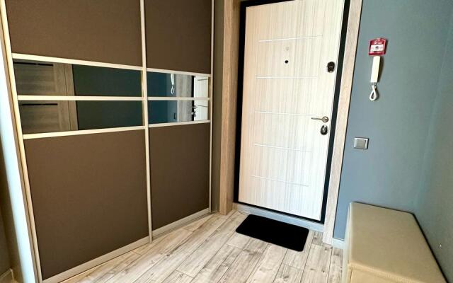 Апартаменты с видом на ТЦ Круиз