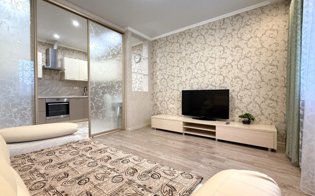 Otlichnaya Ryadom S Akvaparkom Flat