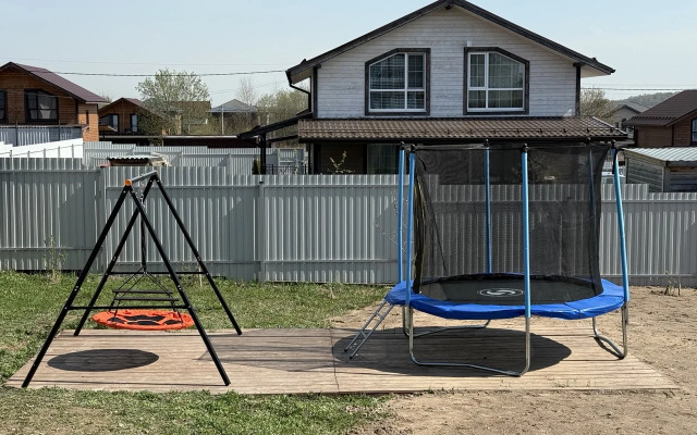 Частный дом Зелёный дом