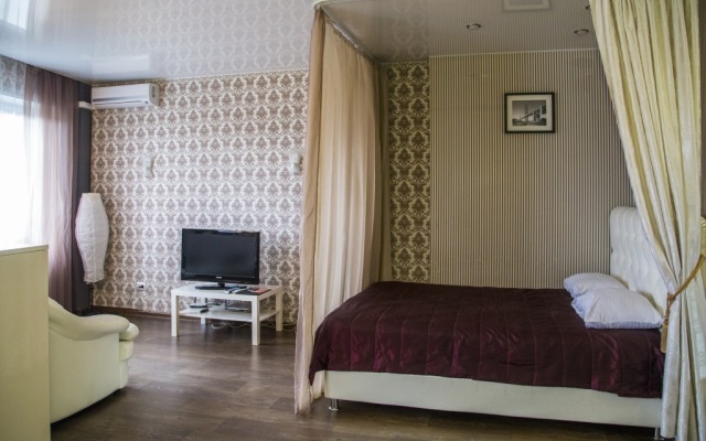 Lyuks u Planety Apartments
