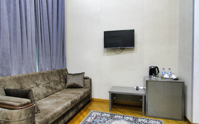 Pilot Baku Hotel