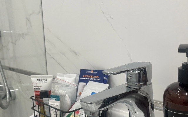 S Vidom Na Ozero V Tsentre Zelenogradska Flat