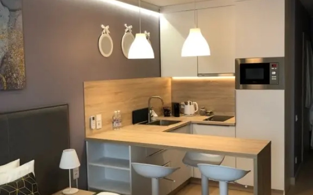 In Moment 5 Apartments