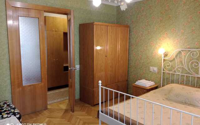 Апартаменты Дзержинского 47