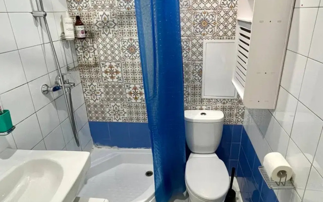 Studiya Ryadom S Metro Seligerskaya Apartments