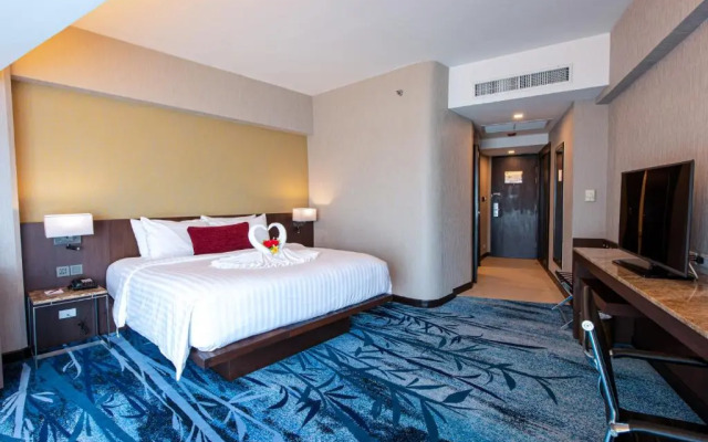 Отель Ambassador Bangkok Hotel