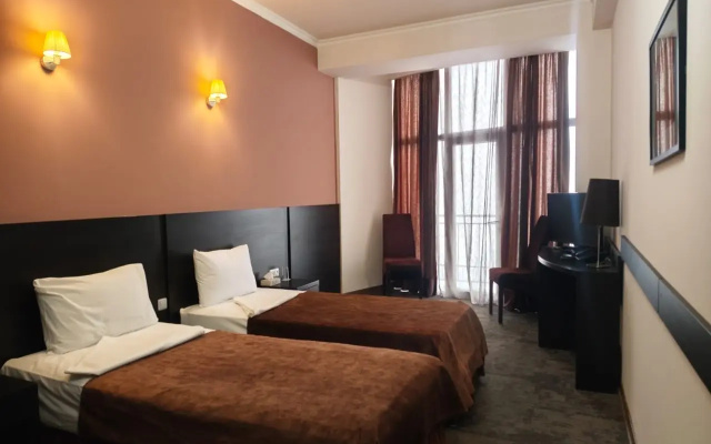 Отель C-Hotel